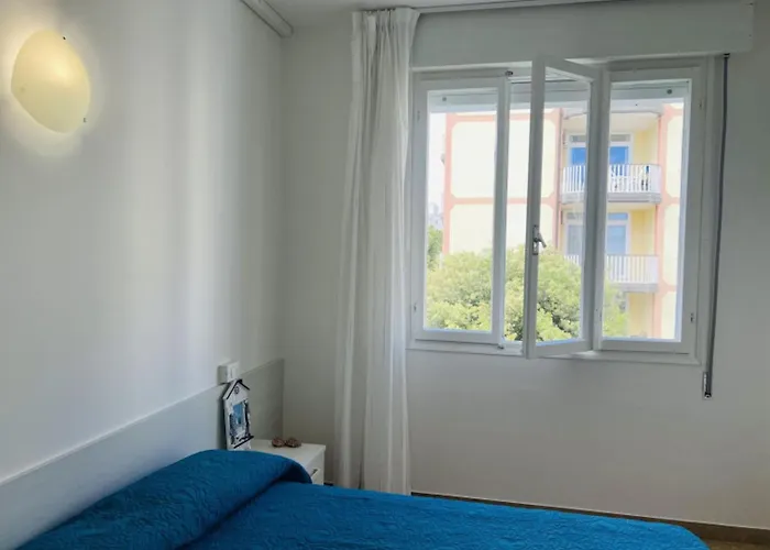 Seafront - Beahost Apartman *